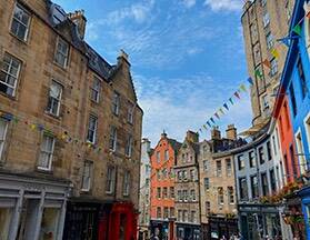 Victoria Street in Edinburgh